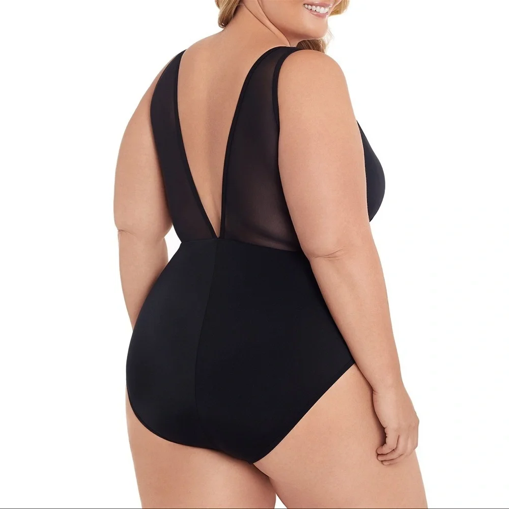 TIME & TRU MESH SWIMSUIT - BLACK SIZE 16/18 (NEW WITH TAGS)